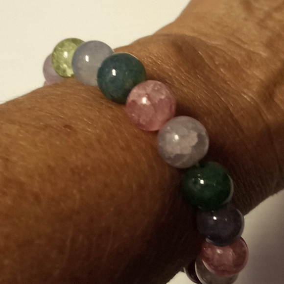 Colorful Fluorite Multicolored Crackled Agate 10 MM Bead Stretch Bracelet - Picture 4 of 8